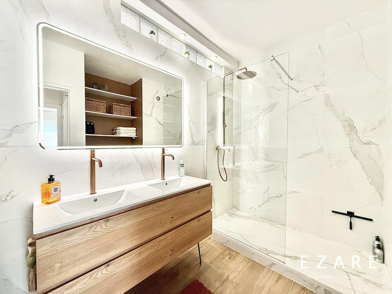 Appartement - 81 m² - 3 pièces