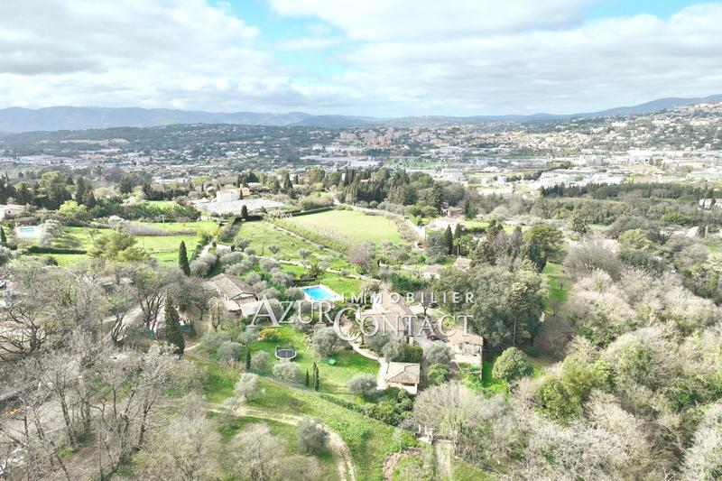 Mas - 390 m² - 6 pièces