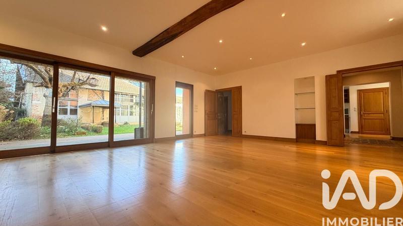 Maison de ville - 268 m² - 9 pièces