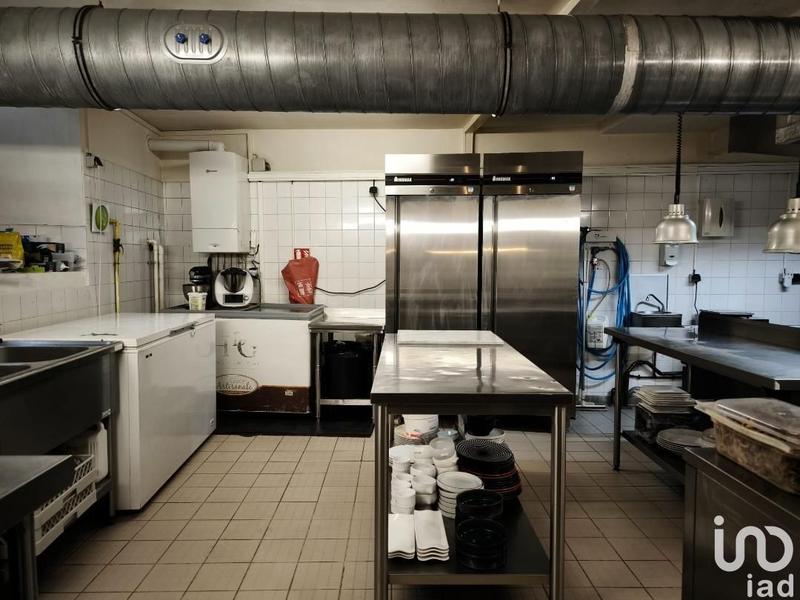 Local commercial - 200 m²