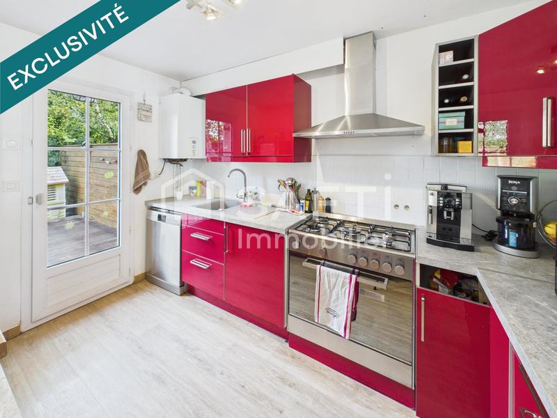 Maison - 97 m² - 5 pièces