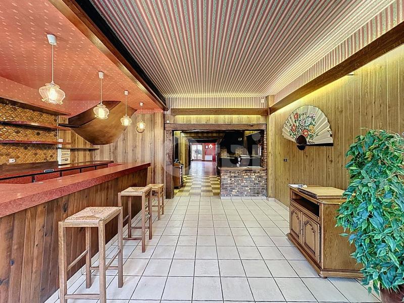 Maison - 176 m² - 6 pièces