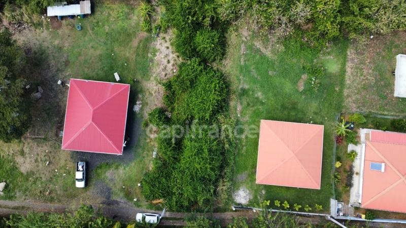 Terrain constructible - 722 m²