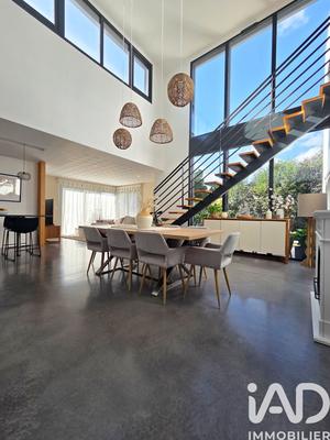 Maison de maîtres - 163 m² - 5 pièces