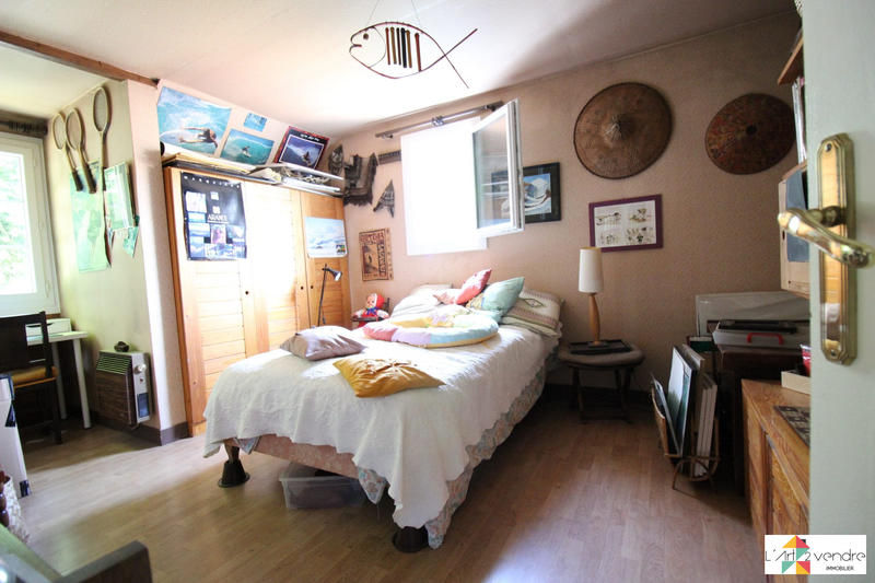 Maison traditionnelle - 173 m² - 6 pièces