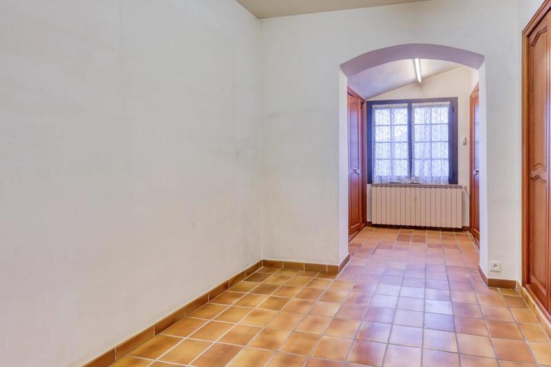 Maison - 185 m² - 4 pièces