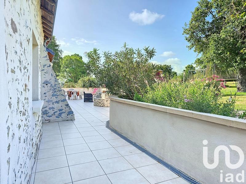 Maison - 197 m² - 7 pièces