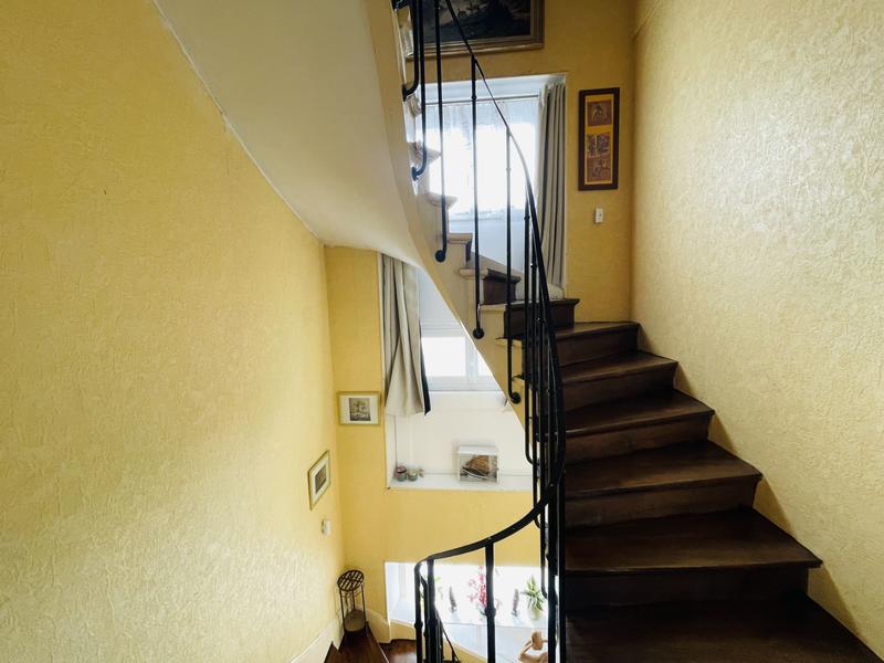 Maison - 101 m² - 5 pièces