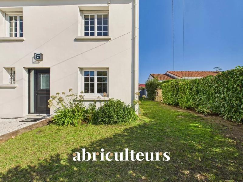 Maison - 172 m² - 7 pièces