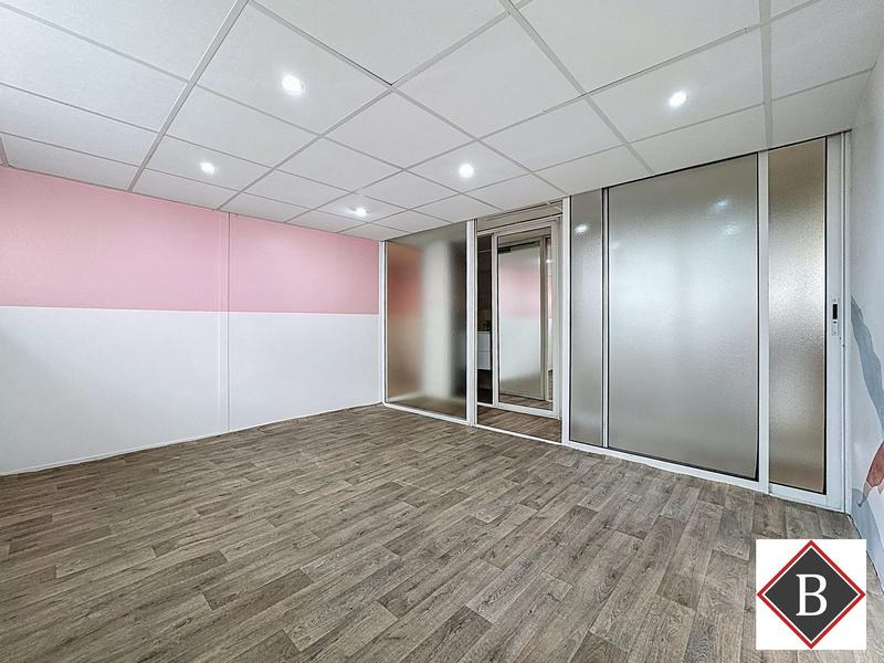 Local commercial - 82 m²