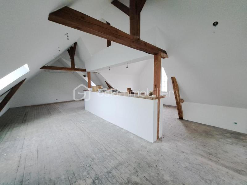 Maison - 310 m² - 11 pièces