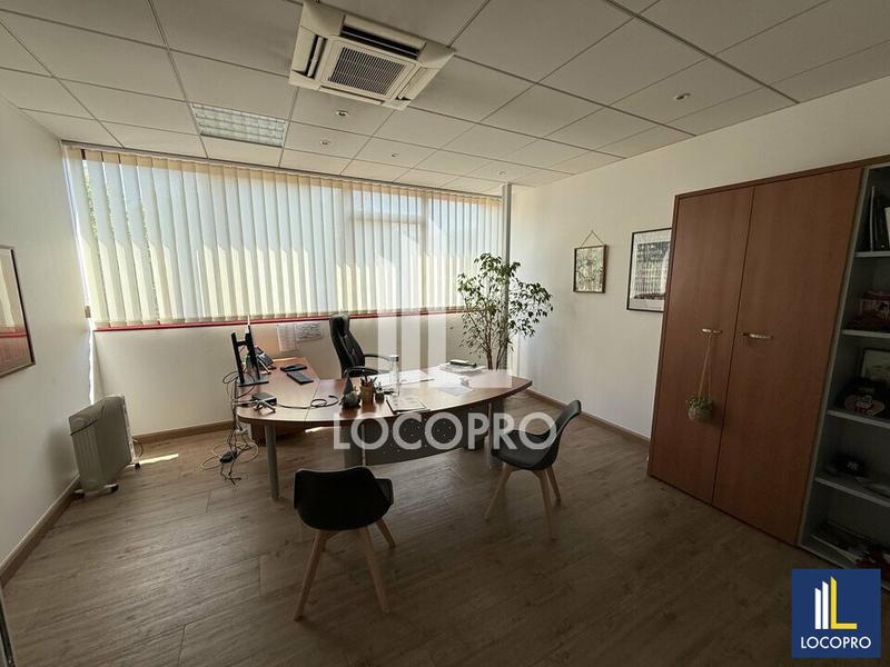 Local d'activité / Entrepôt - 2 955 m²