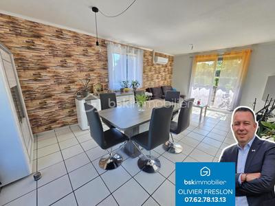 Pavillon - 77 m² - 4 pièces