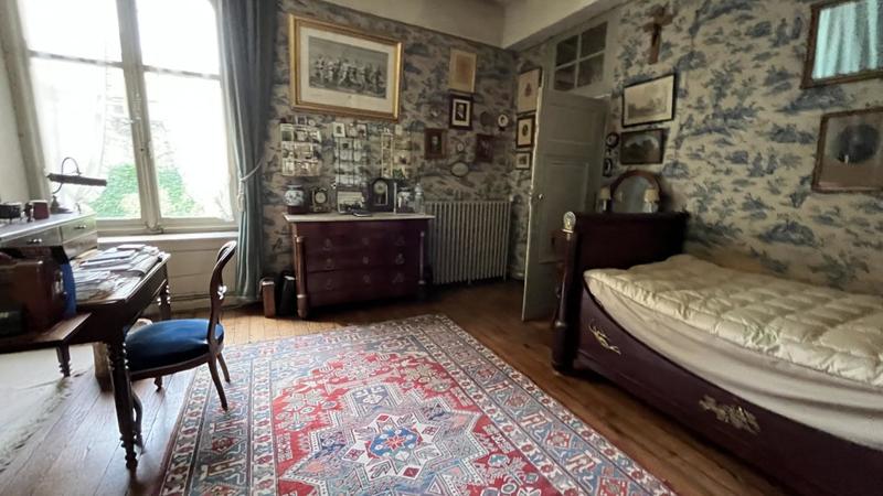 Hôtel particulier - 310 m² - 9 pièces