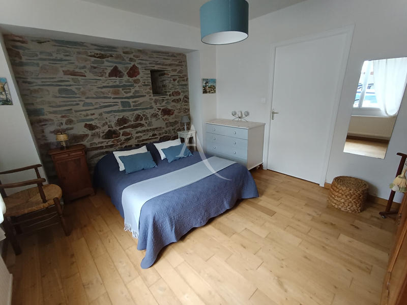 Maison - 173 m² - 7 pièces