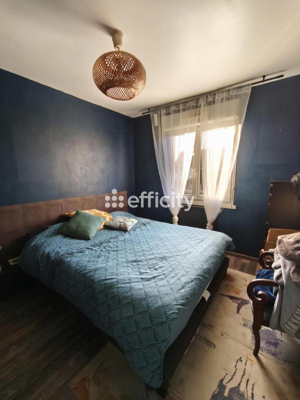 Maison - 186 m² - 7 pièces