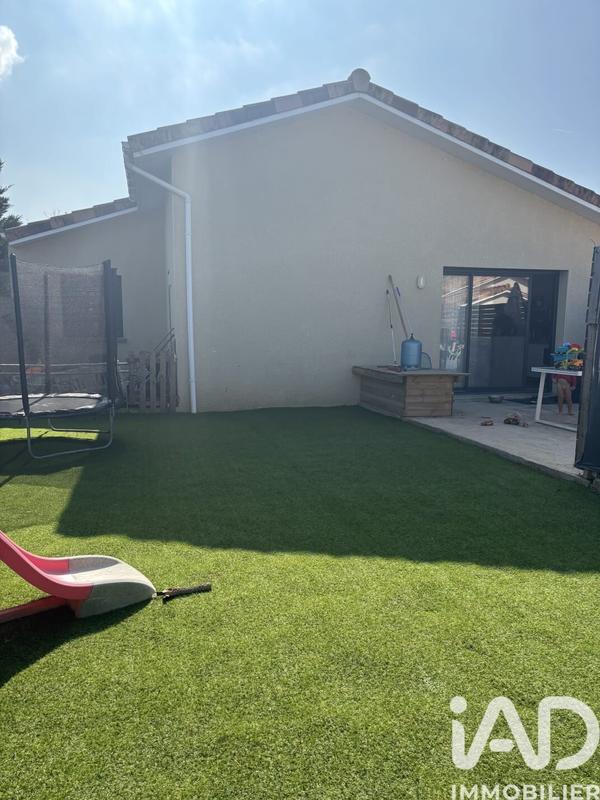 Maison - 95 m² - 5 pièces