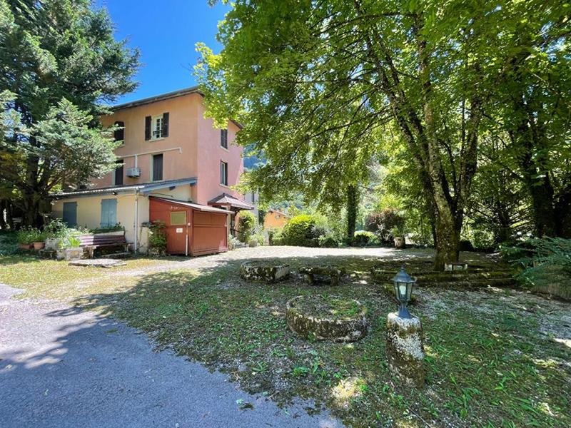 Hôtel particulier - 477 m² - 15 pièces