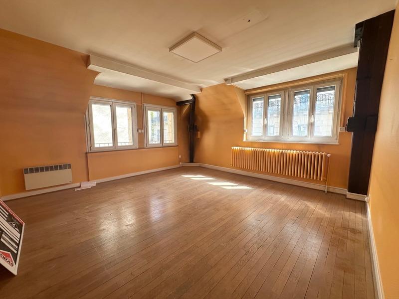 Appartement - 81 m² - 4 pièces