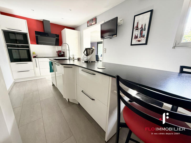 Maison - 140 m² - 7 pièces