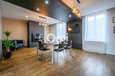 Maison - 225 m² - 6 pièces