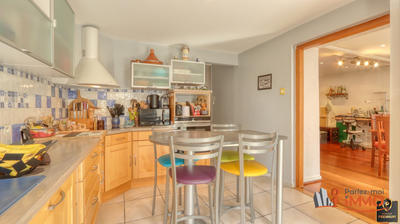 Maison - 140 m² - 7 pièces