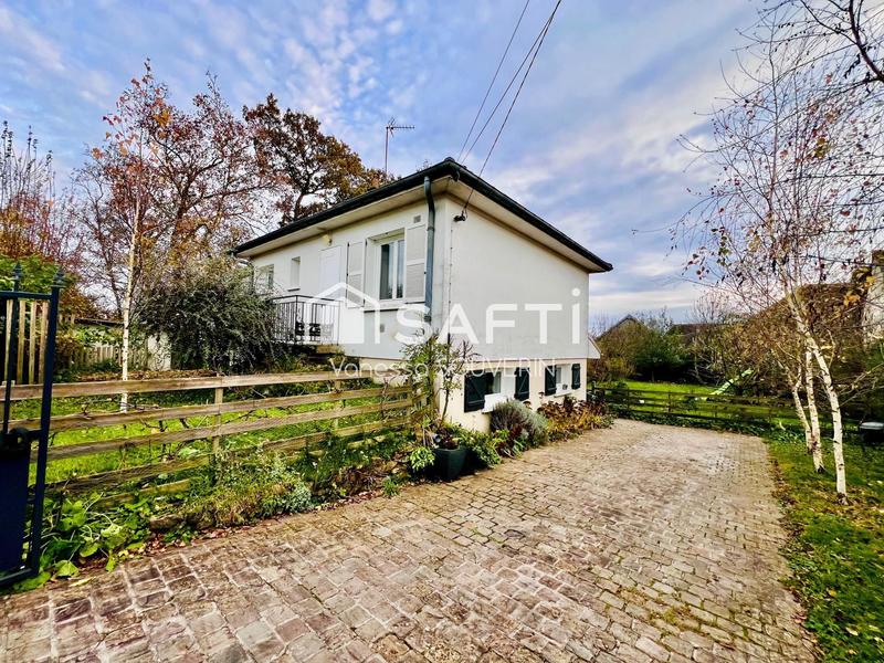 Maison - 93 m² - 4 pièces