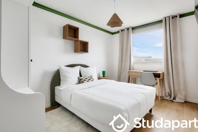 Chambre - 13 m² - 1 pièce