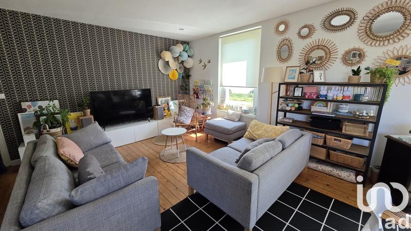 Maison - 210 m² - 9 pièces