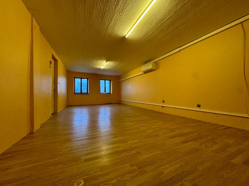 Maison - 244 m² - 10 pièces