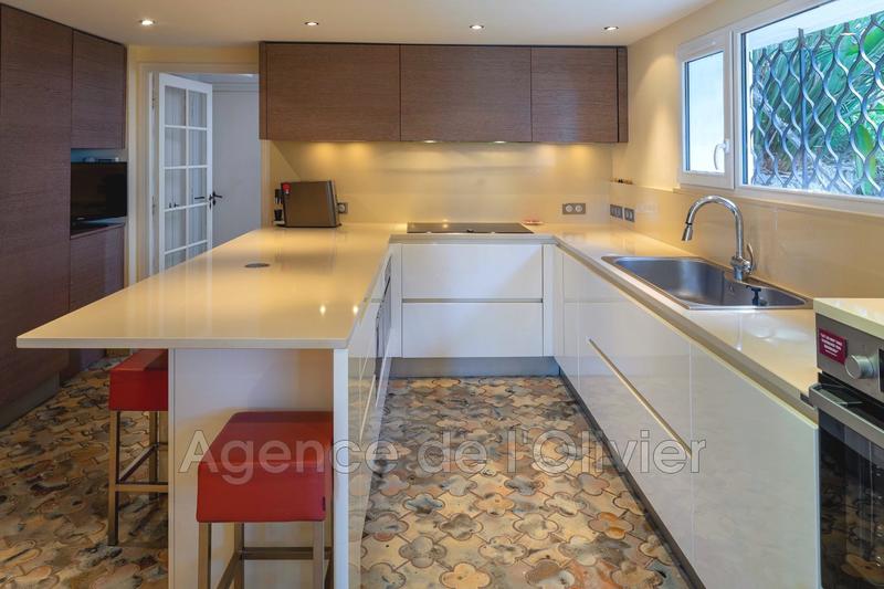 Bastide - 260 m² - 9 pièces