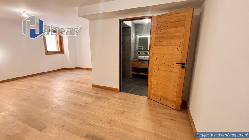 Appartement - 113 m² - 4 pièces