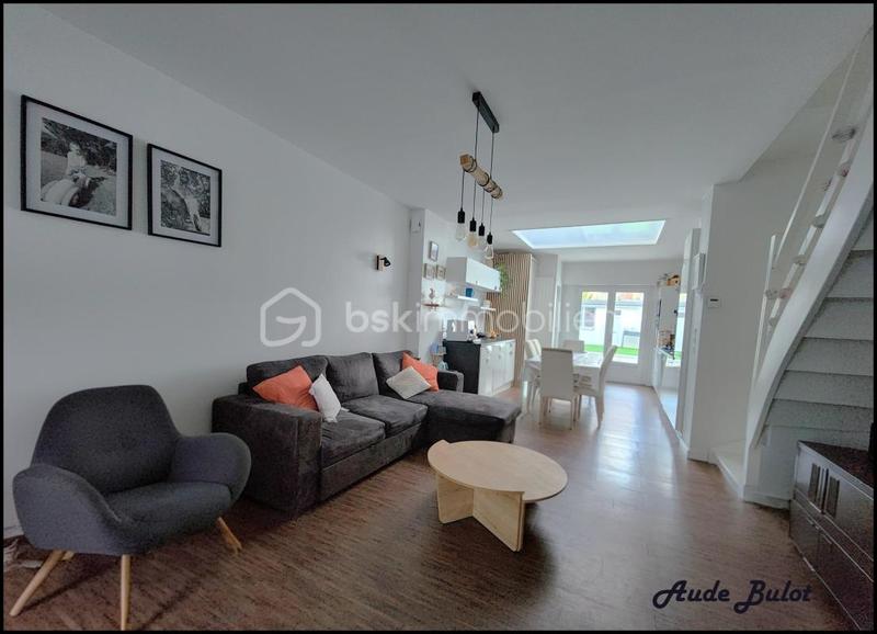 Maison - 83 m² - 4 pièces