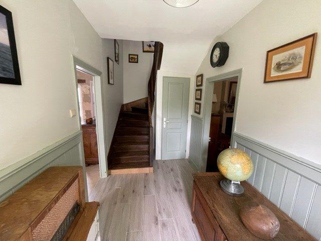 Maison - 163 m² - 7 pièces