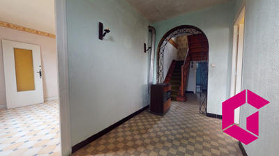 Maison - 140 m² - 5 pièces