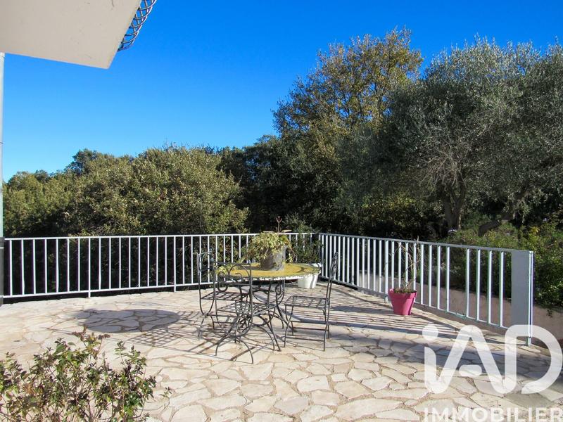 Maison - 181 m² - 6 pièces