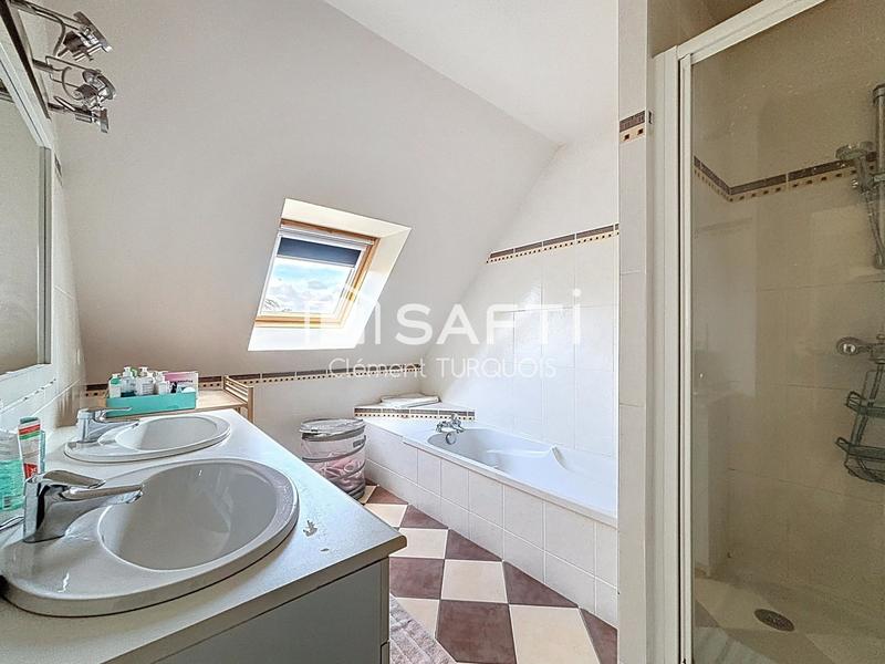 Maison - 160 m² - 7 pièces