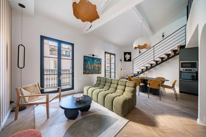 Appartement - 87 m² - 4 pièces