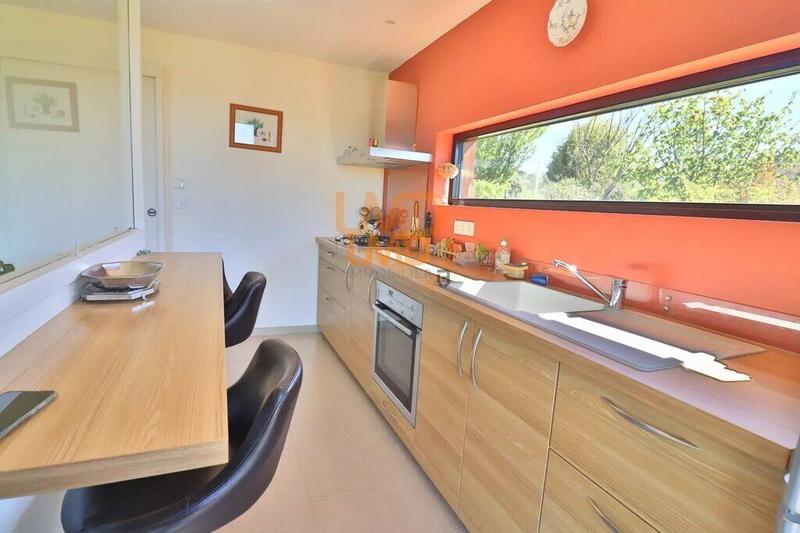 Villa - 92 m² - 5 pièces