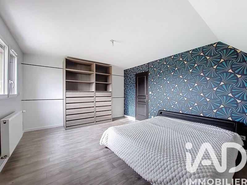 Maison - 205 m² - 8 pièces