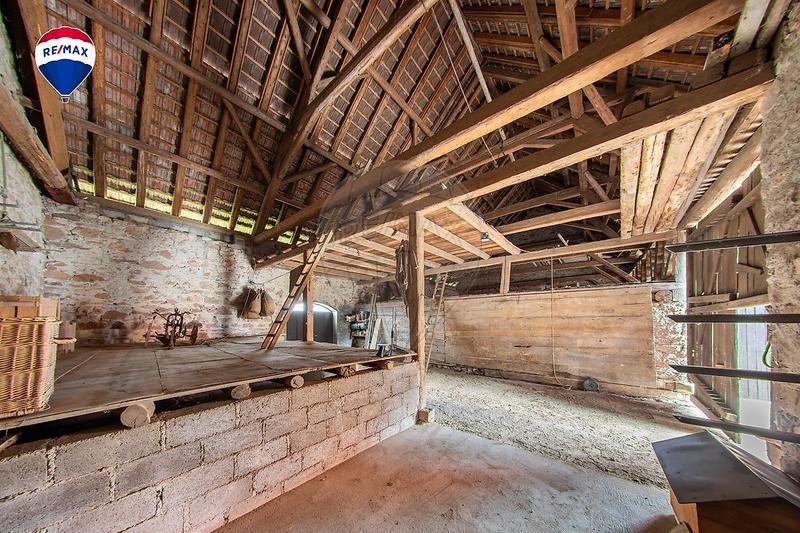 Corps de ferme - 186 m² - 7 pièces