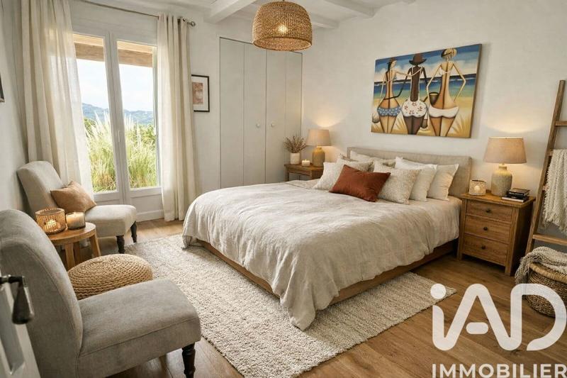 Maison - 166 m² - 6 pièces