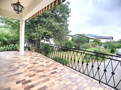 Maison - 102 m² - 5 pièces