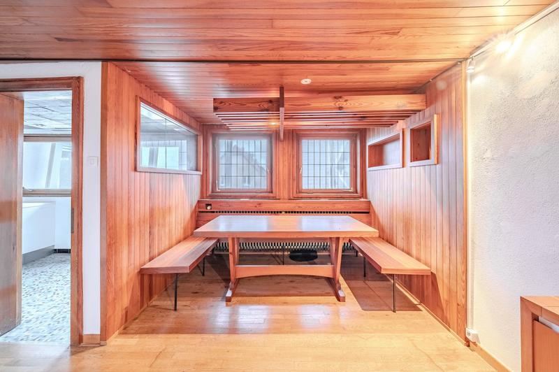 Maison - 393 m² - 15 pièces