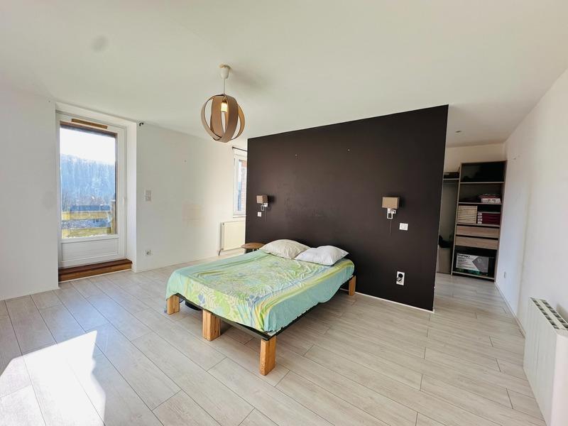 Maison de village - 130 m² - 5 pièces