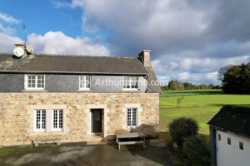 Maison - 90 m² - 4 pièces