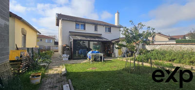 Maison - 140 m² - 5 pièces