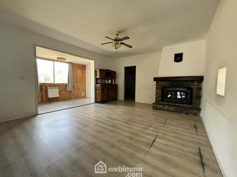 Maison - 181 m² - 9 pièces