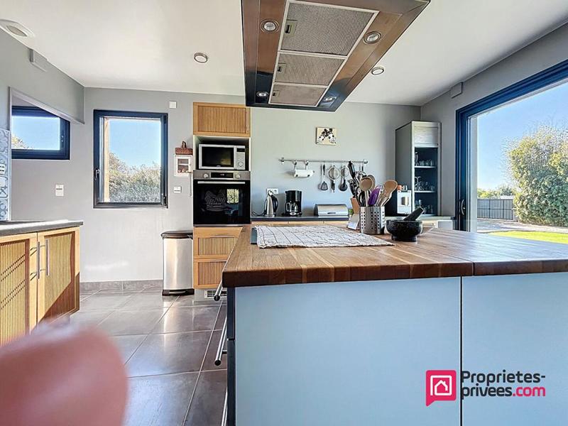 Maison - 168 m² - 7 pièces