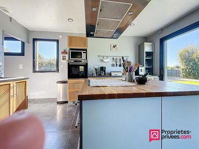 Maison - 168 m² - 7 pièces